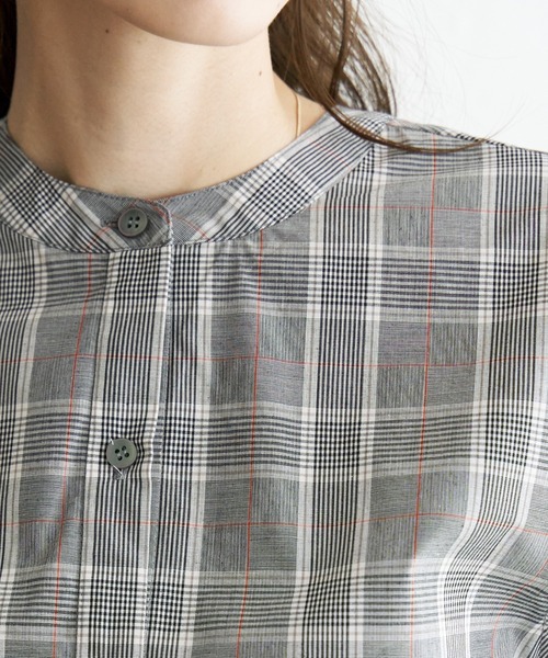 ikka（イッカ）の「前後2WAYバンドカラーシャツ（シャツ/ブラウス・レディース・オリーブ/チャコールグレー/その他1/オレンジ/オフホワイト・M/L/S）」の20枚目の写真