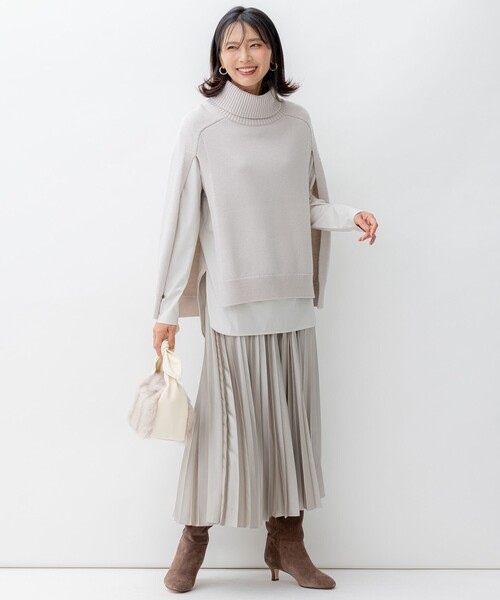 23区(ニジュウサンク)の「【洗える】ニット ポンチョ(ニット/セーター・レディース・ベージュ系/アイボリー系/グレー系・32)」の10枚目の写真