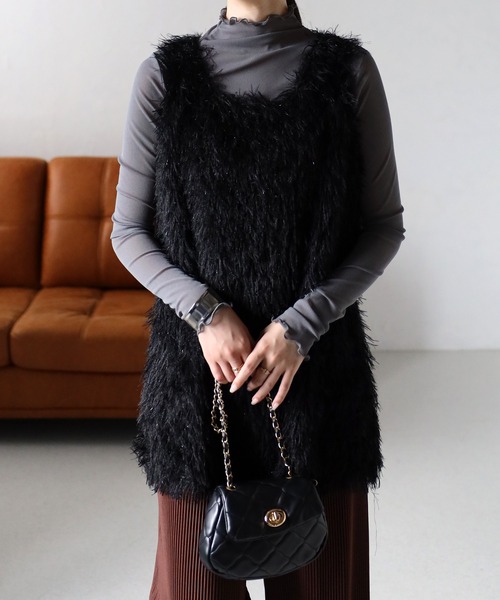 sakishimatokyo（サキシマトーキョー）の「フェザークルーネックベスト/ジレ（ベスト・レディース・グレー/アイボリー/ブラック・FREE）」の11枚目の写真