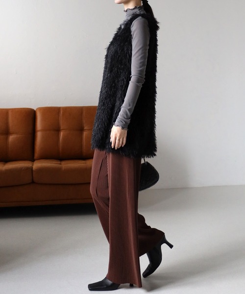 sakishimatokyo（サキシマトーキョー）の「フェザークルーネックベスト/ジレ（ベスト・レディース・グレー/アイボリー/ブラック・FREE）」の14枚目の写真