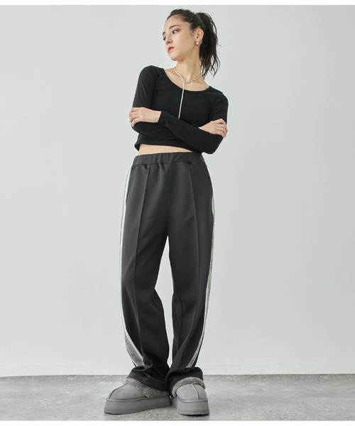 ANAP(アナップ)の「ベーシックUネックトップス(Tシャツ/カットソー・レディース・レッド/ホワイト/ブラック/グレー・FREE)」の18枚目の写真