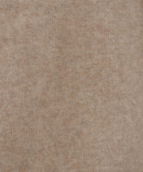 LAKOLE（ラコレ）の「12ゲージラクーンウールVネック / 908248（ニット/セーター・レディース・ベージュ/キャメル/チャコールグレー/ライトグレー・SMALL/MEDIUM）」の20枚目の写真