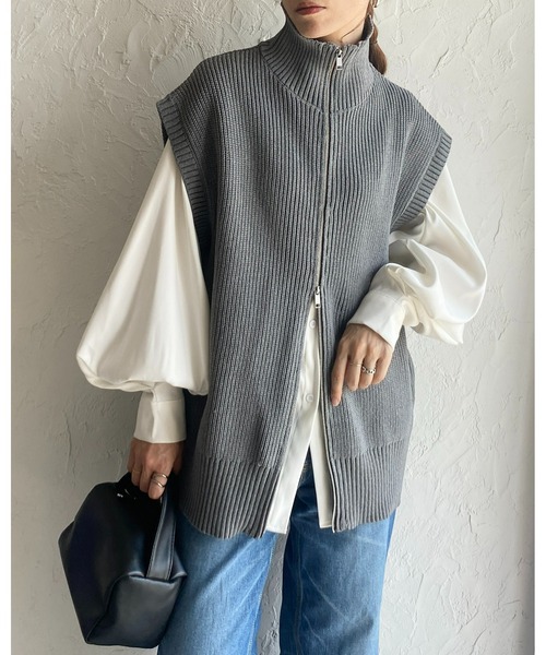 She's Closet（シーズクローゼット）の「ダブルジップアップ