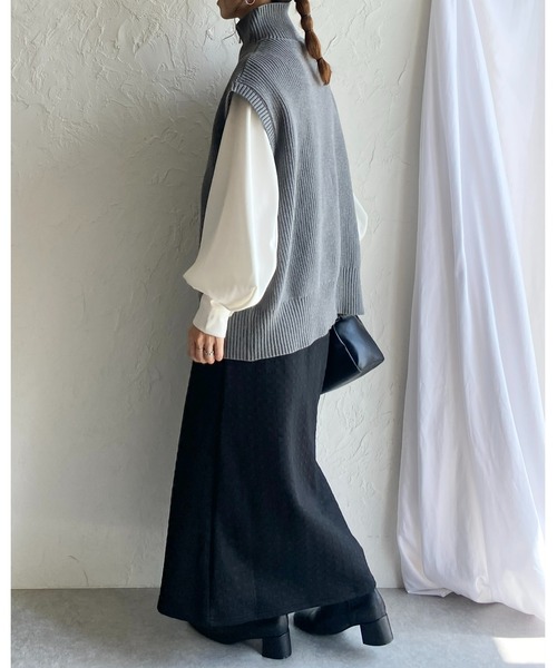 She's Closet（シーズクローゼット）の「ダブルジップアップ