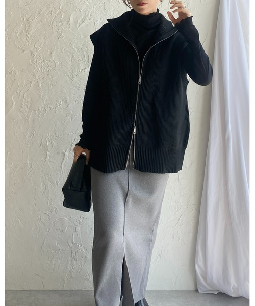 She's Closet（シーズクローゼット）の「ダブルジップアップ