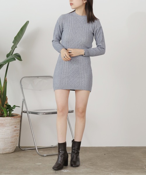 Chick（チック）の「▲Back Open Knit Tight Dress / バックオープンニットミニワンピース（ワンピース・レディース・ホワイト/ブラック/グレー・FREE）」の4枚目の写真