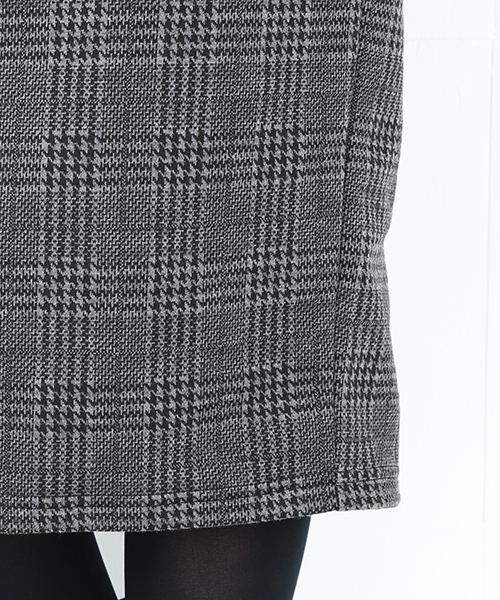 CAROLINA GLASER（カロリナ グレイサー）の「CAROLINA GLASER / ニット＋チェックワンピース（ワンピース・レディース・ブラック・ONE SIZE）」の10枚目の写真