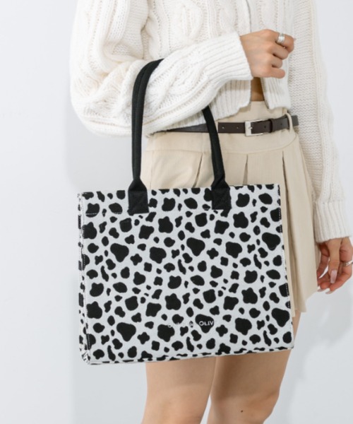 OLIVE des OLIVE（オリーブデオリーブ）の「オリーブロゴ刺繍入りトートバッグ　1032120150（トートバッグ・レディース・アイボリー/ブラック/その他・FREE）」の7枚目の写真
