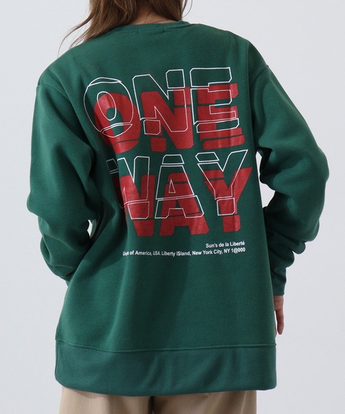 FUNALIVE(ファンアライブ)の「College logo print brushed lining sweatshirt / カレッジロゴ プリント 裏起毛トレーナー スウェット unisex(スウェット・メンズ・ネイビー系/アイボリー/チャコール/ホワイト/ブラック系1/ホワイト系/杢グレー/ベージュ/ブラック/グレー系/ブラック系2/ヘザーチャコール/グレイッシュベージュ/ブラック系3/ブラック系/チャコールグレー/グリーン系1/ネイビー/グリーン/ベージュ系・XL/M/L)」の18枚目の写真