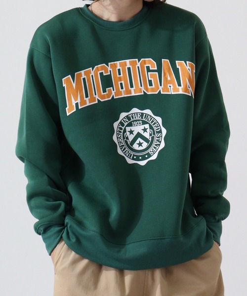 FUNALIVE(ファンアライブ)の「College logo print brushed lining sweatshirt / カレッジロゴ プリント 裏起毛トレーナー スウェット unisex(スウェット・メンズ・ネイビー系/アイボリー/チャコール/ホワイト/ブラック系1/ホワイト系/杢グレー/ベージュ/ブラック/グレー系/ブラック系2/ヘザーチャコール/グレイッシュベージュ/ブラック系3/ブラック系/チャコールグレー/グリーン系1/ネイビー/グリーン/ベージュ系・XL/M/L)」の17枚目の写真