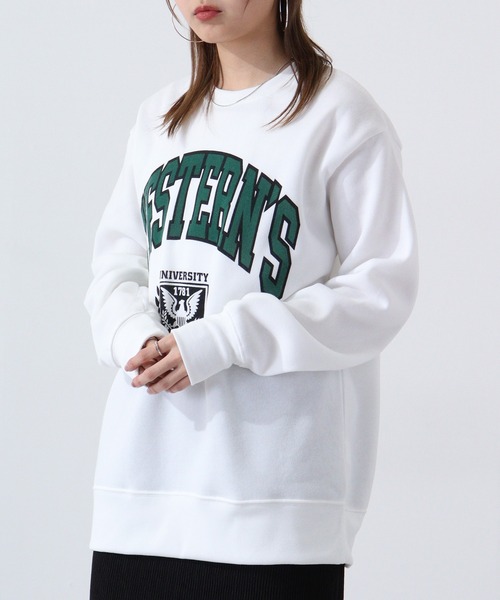 FUNALIVE(ファンアライブ)の「College logo print brushed lining sweatshirt / カレッジロゴ プリント 裏起毛トレーナー スウェット unisex(スウェット・メンズ・ネイビー系/アイボリー/チャコール/ホワイト/ブラック系1/ホワイト系/杢グレー/ベージュ/ブラック/グレー系/ブラック系2/ヘザーチャコール/グレイッシュベージュ/ブラック系3/ブラック系/チャコールグレー/グリーン系1/ネイビー/グリーン/ベージュ系・XL/M/L)」の21枚目の写真