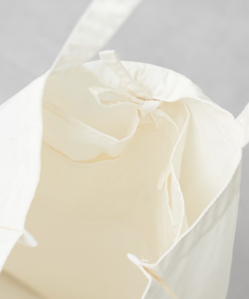 natural couture(ナチュラルクチュール)の「ma petal カラフル参戦トートバック(ショルダーバッグ・レディース・ミント/ピンク/パープル/ブラック/レッド/オフホワイト/オレンジ/ブルー/イエロー・FREE)」の18枚目の写真