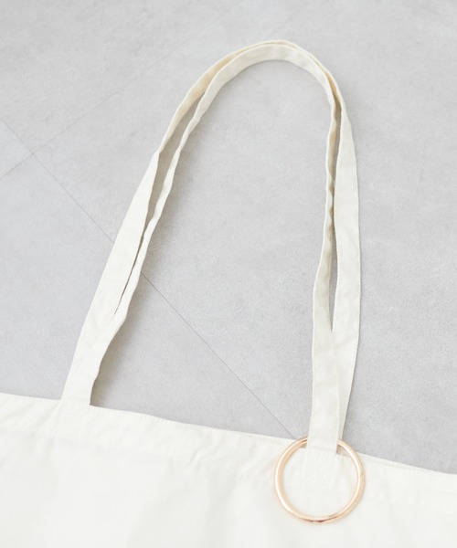 natural couture(ナチュラルクチュール)の「ma petal カラフル参戦トートバック(ショルダーバッグ・レディース・ミント/ピンク/パープル/ブラック/レッド/オフホワイト/オレンジ/ブルー/イエロー・FREE)」の21枚目の写真