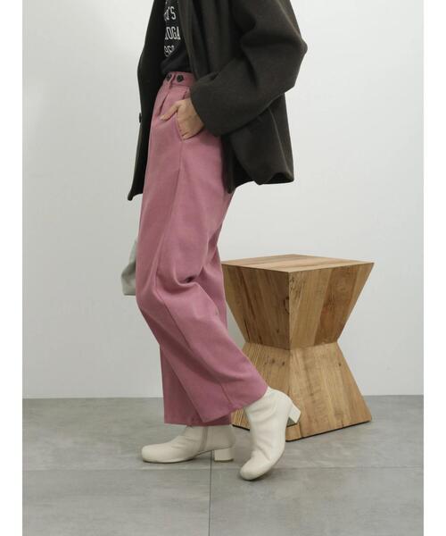 Samansa Mos2 blue（サマンサモスモスブルー）の「サイドベルトタックパンツ（その他パンツ・レディース・ブラック/グレー/ラベンダー・F）」の16枚目の写真