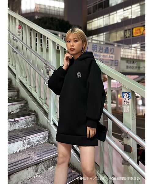 MURUA（ムルーア）の「【呪術廻戦×MURUA】獄門疆ボンディングパーカー（パーカー・レディース・ブラック・FREE）」の5枚目の写真