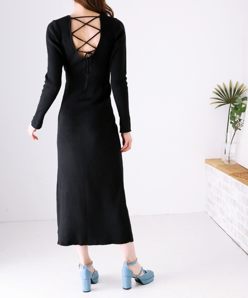 VIVIAN（ヴィヴィアン）の「厚底プラットフォームクロスストラップパンプス ZOZOTOWN+オフィシャルサイト限定商品（パンプス・レディース・ホワイト/ブラック/シルバー/ワンウォッシュ/ブラック系その他・S/M/L）」の7枚目の写真