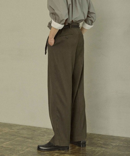 Bleme（ブレム）の「ミリタリー ドレープ ツータック ワイドストレートスラックス アジャスター付き（スラックス・メンズ・ブラック/ブラウン/ダークグレー・M/S/XL/L）」の20枚目の写真