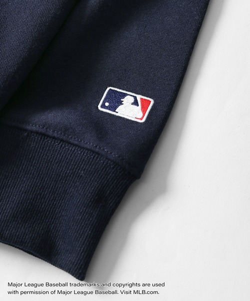 MLB(メジャーリーグベースボール)の「【MLB】 バック チームロゴ 刺繍 プルオーバー 長袖 裏毛 スウェット トレーナー(スウェット・メンズ・ブラック/アッシュグレー/ホワイト/バーガンディー/ネイビー・MEDIUM/LARGE/X-LARGE)」の22枚目の写真