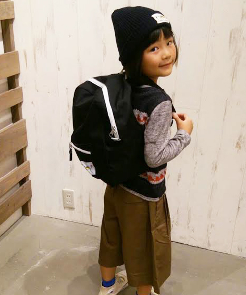 CIAOPANIC TYPY（チャオパニックティピー）の「KIDS デイパックミディアム（バックパック/リュック・キッズ・ブルー/ブラック/ピンク/その他21/その他19・MEDIUM）」の2枚目の写真