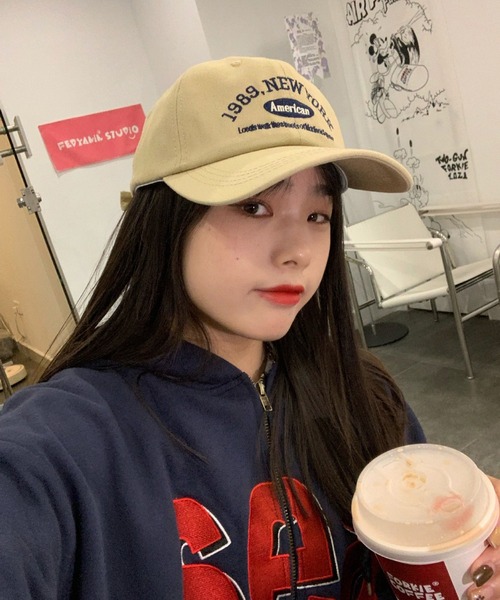 SHEPP（シープ）の「ロゴ刺繍 ベースボールキャップ（キャップ・レディース・ワイン/ブラック/ネイビー/ベージュ/ブラウン/グリーン/ホワイト・F）」の5枚目の写真