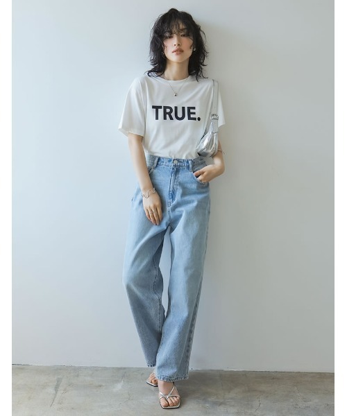 Re:EDIT（リエディ）の「[UVカット][接触冷感][紫外線対策]TRUEメタリックロゴプリントTシャツ（Tシャツ/カットソー・レディース・ホワイト×シルバー/チャコールグレー/ブラック/ホワイト×ゴールド/ホワイト×ブラック・MEDIUM/LARGE）」の10枚目の写真