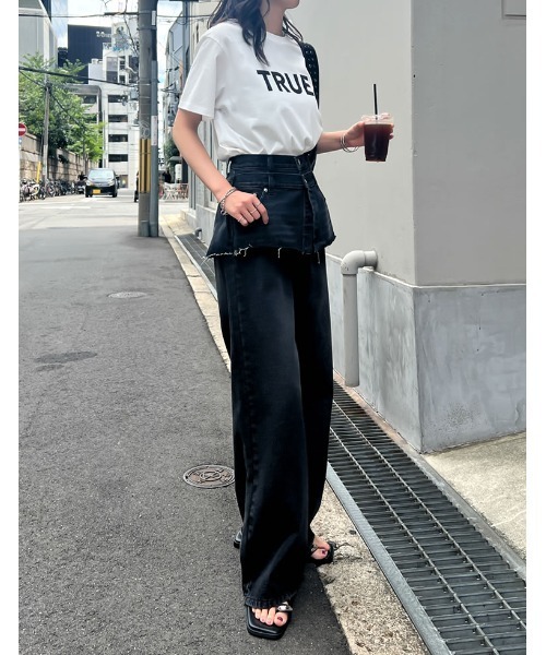 Re:EDIT（リエディ）の「[UVカット][接触冷感][紫外線対策]TRUEメタリックロゴプリントTシャツ（Tシャツ/カットソー・レディース・ホワイト×シルバー/チャコールグレー/ブラック/ホワイト×ゴールド/ホワイト×ブラック・MEDIUM/LARGE）」の7枚目の写真
