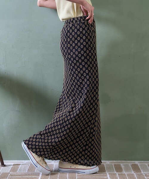 FREAK'S STORE（フリークスストア）の「フラワーストレッチ マーメイドスカート（スカート・レディース・ナチュラル/オフホワイト/ブラック/チャコールグレー・ﾌﾘ-）」の3枚目の写真