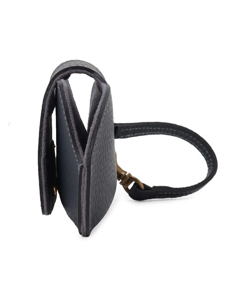 TOFF&LOADSTONE（トフアンドロードストーン）の「アイウェアケース with ストラップ シュリンク（その他・メンズ・ネイビー/ライトグレー系9/ブラック/ダークウッド・00）」の5枚目の写真