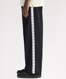 フレッドペリー ワイドパンツ ガウチョパンツ ウエストゴム ブラック　M FRED PERRY（フレッドペリー） パンツ WIDE LEG TRACK PANT T7171