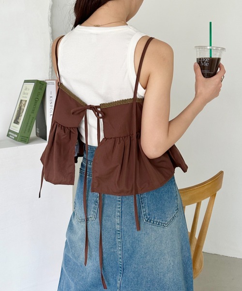 本日のみ値下げ新品collab パッドinフリル2wayキャミソール　ブラウン セール】レイヤードフレアキャミビスチェ（キャミソール）｜CLEA