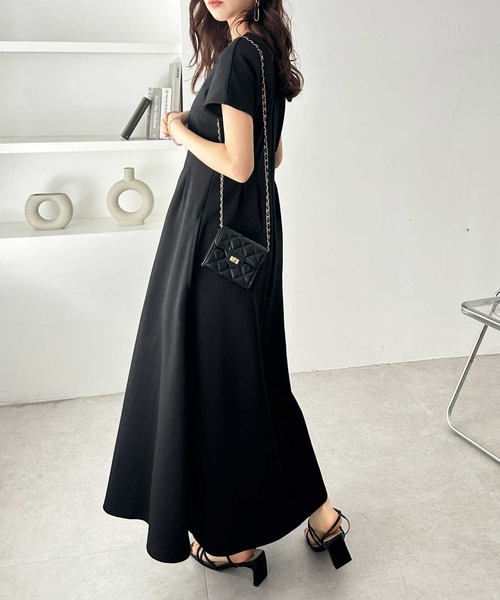 GeeRA（ジーラ）の「着痩せしたいならこれ！前後2WAYハーフジップキーネックフロントタックワンピース（ワンピース・レディース・チャコール/ブラック/モカ/オートミール/ネイビー・SMALL/MEDIUM/LARGE/X-LARGE）」の18枚目の写真