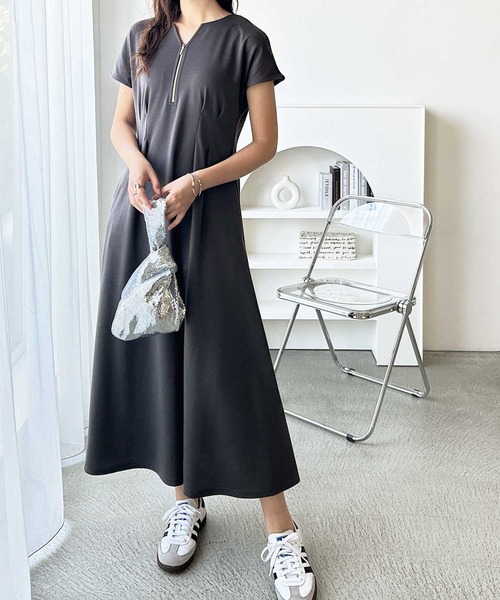 セール】着痩せしたいならこれ！前後2WAYハーフジップキーネック