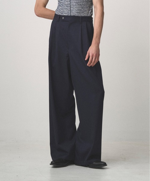 juha（ユハ）の「2TUCK WIDE EASY PANTS（スラックス）」 - WEAR