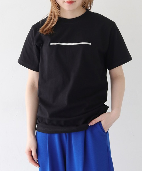 HER CLOSET(ハークローゼット)の「【shemoshelly】WEB限定箔ラインロゴTシャツ(Tシャツ/カットソー・レディース・ホワイト×ブラック/ブラック×シルバー/オフホワイト・M/L/S)」の18枚目の写真