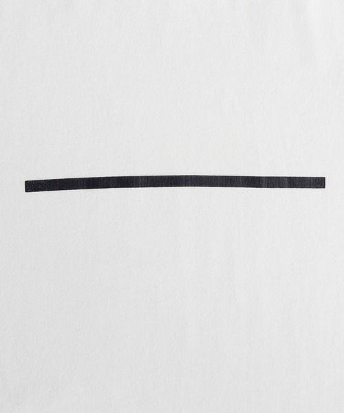 HER CLOSET(ハークローゼット)の「【shemoshelly】WEB限定箔ラインロゴTシャツ(Tシャツ/カットソー・レディース・ホワイト×ブラック/ブラック×シルバー/オフホワイト・M/L/S)」の21枚目の写真