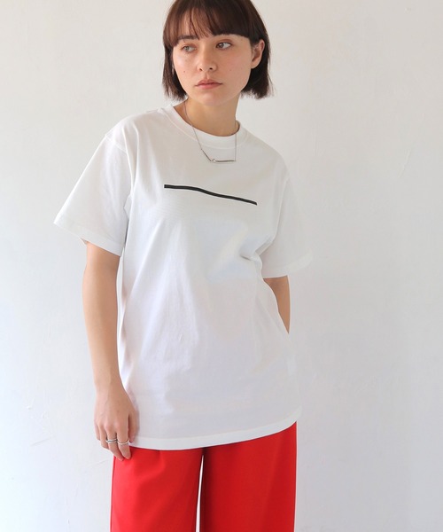 shemoshelly】WEB限定箔ラインロゴTシャツ（Tシャツ/カットソー