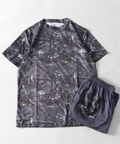 NYLAUS（ナイラス）の「吸汗速乾 総柄プリント ドライメッシュ 半袖Tシャツ / イージーショートパンツ セットアップ（スポーツグッズ・メンズ・チャコール/ネイビー/ブラック/グレー・LL/M/L）」の4枚目の写真