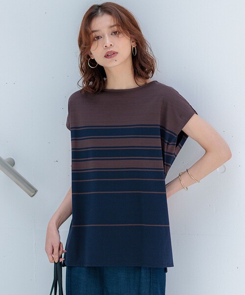 23区 L(ニジュウサンクオオキイサイズ)の「【洗える】ランダムボーダー フレンチスリーブ カットソー(Tシャツ/カットソー・レディース・ベージュ系1/ダークブラウン系1/ネイビー系1・44/46)」の1枚目の写真