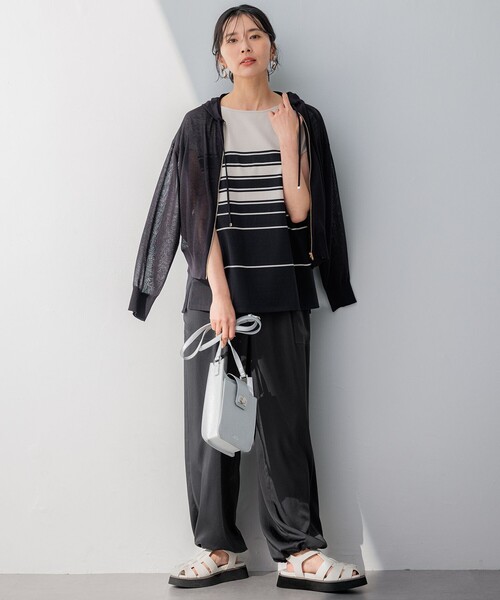 23区 L(ニジュウサンクオオキイサイズ)の「【洗える】ランダムボーダー フレンチスリーブ カットソー(Tシャツ/カットソー・レディース・ベージュ系1/ダークブラウン系1/ネイビー系1・44/46)」の5枚目の写真
