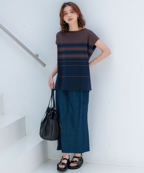 23区 L(ニジュウサンクオオキイサイズ)の「【洗える】ランダムボーダー フレンチスリーブ カットソー(Tシャツ/カットソー・レディース・ベージュ系1/ダークブラウン系1/ネイビー系1・44/46)」の7枚目の写真