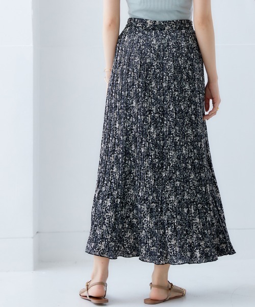 nissen（ニッセン）の「小花柄プリーツスカート（スカート・レディース・ブラック/オフホワイト/グリーン・M/L/LL/S）」の12枚目の写真