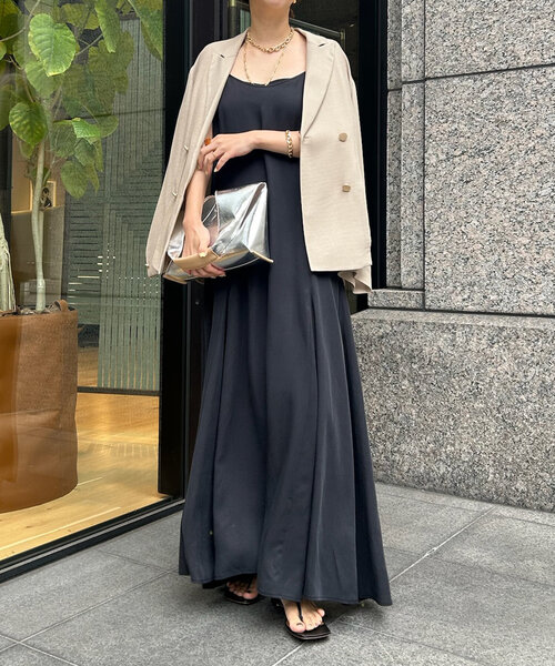 DouDou(ドゥドゥ)の「フィブリルキャミワンピース(ワンピース・レディース・ベージュ/ブラック・FREE)」の1枚目の写真