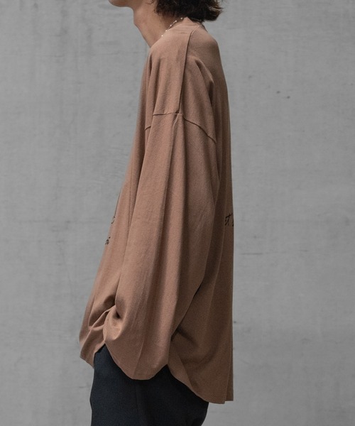 JOHN'S CLOSET（ジョンズクローゼット）の「【40I】イラストプリント オーバーサイズ ワイドスリーブ ロンT（Tシャツ/カットソー・メンズ・グレー系1/ベージュ系1/ホワイト系2/ホワイト系1/ライトグリーン系2/ブラウン系1/グレー系2/ライトグリーン系1/ベージュ系2・MEDIUM/LARGE/X-LARGE）」の14枚目の写真