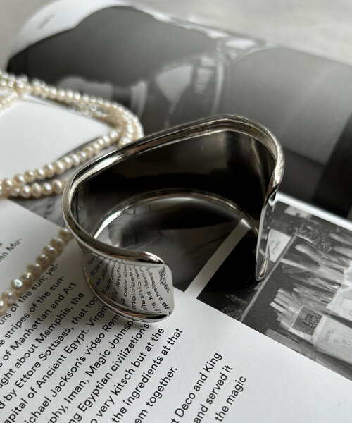 DouDou（ドゥドゥ）の「ワイドバングル（ブレスレット・レディース・ゴールド/シルバー・FREE）」の13枚目の写真