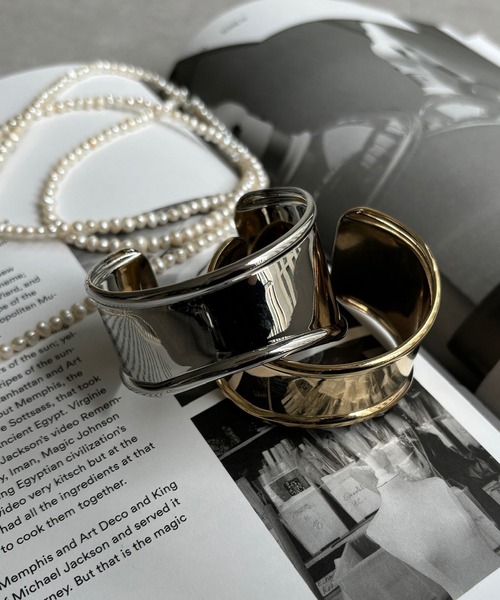 DouDou（ドゥドゥ）の「ワイドバングル（ブレスレット・レディース・ゴールド/シルバー・FREE）」の9枚目の写真