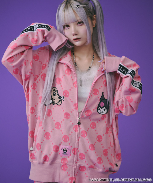 GALFY(ガルフィー)の「【GALFY/ガルフィー】×【KUROMI/クロミ】ドクロだらけセットアップ(セットアップ・メンズ・パープル/ピンク/ブラック・L/XL)」の20枚目の写真