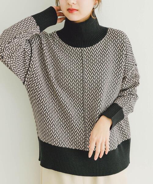 ITEMS URBANRESEARCH(アイテムズ アーバンリサーチ)の「ハイネックワイドニット(ニット/セーター・レディース・ブラック/ブラウン系その他/ホワイト系その他/ブルー系その他/オフホワイト/イエロー系その他/オレンジ・FREE)」の11枚目の写真