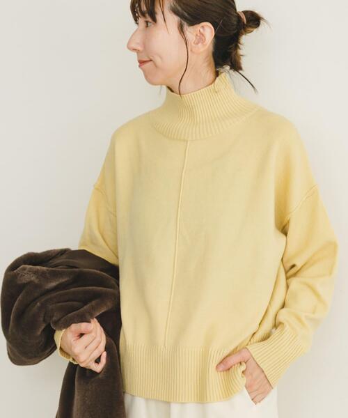 ITEMS URBANRESEARCH（アイテムズ アーバンリサーチ）の「ハイネックワイドニット（ニット/セーター・レディース・ブラック/ブラウン系その他/ホワイト系その他/ブルー系その他/オフホワイト/イエロー系その他/オレンジ・FREE）」の16枚目の写真