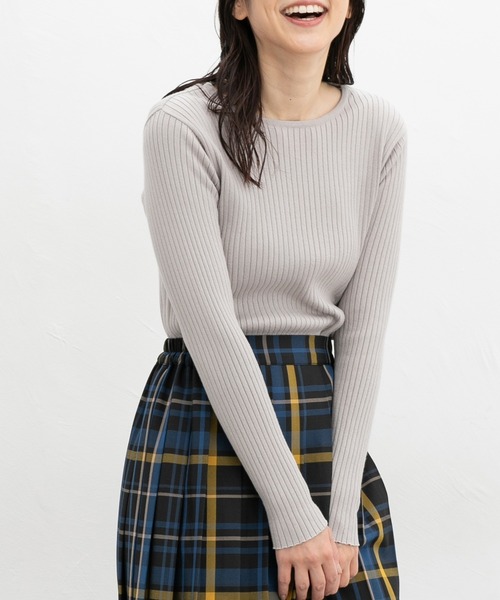 Honeys（ハニーズ）の「ラメ入りリブニット（ニット/セーター・レディース・ブルー/アイボリー/ブラック/グレイッシュベージュ・S/M/L/LL）」の3枚目の写真