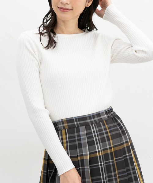 Honeys（ハニーズ）の「ラメ入りリブニット（ニット/セーター・レディース・ブルー/アイボリー/ブラック/グレイッシュベージュ・S/M/L/LL）」の2枚目の写真